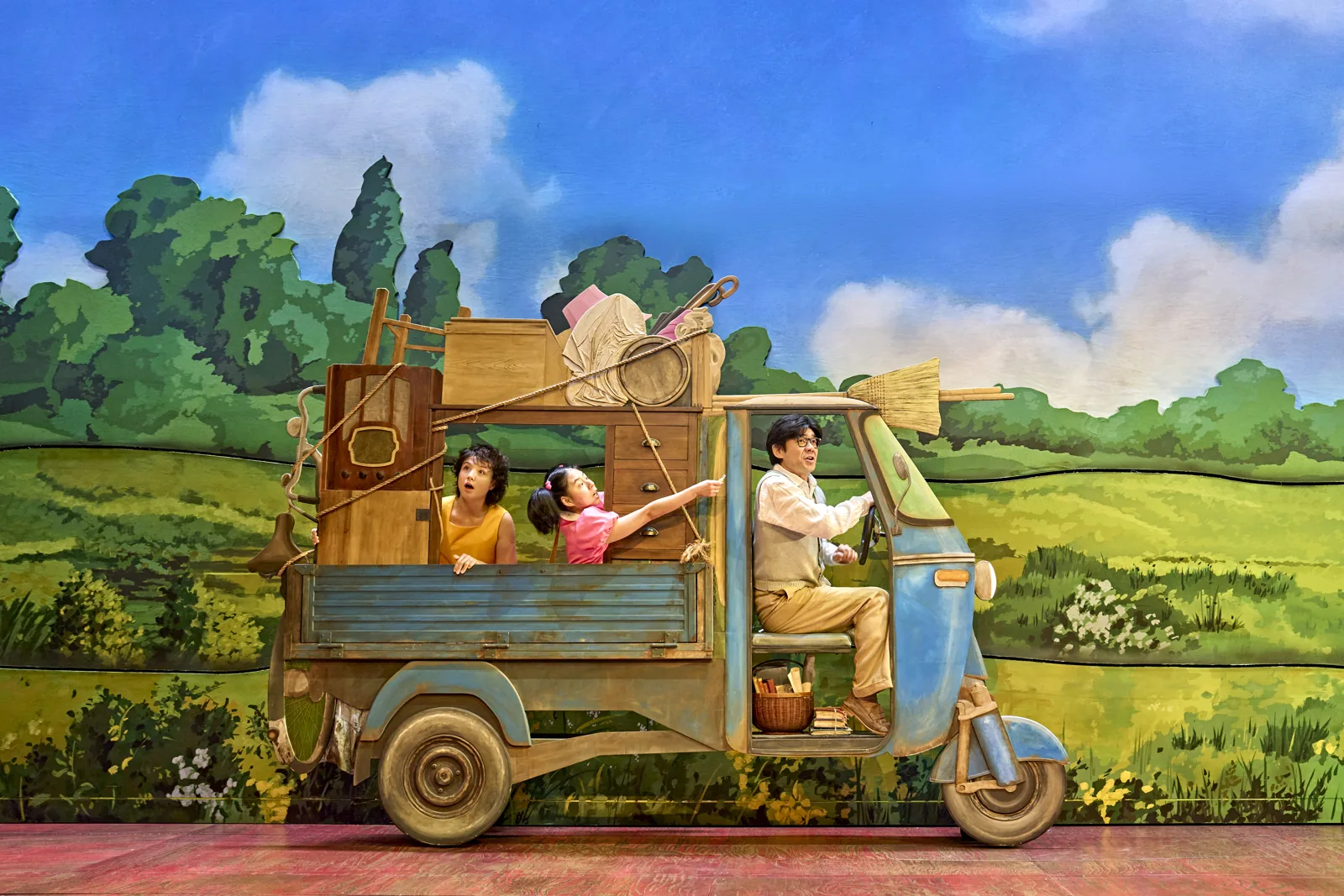 Tatsuo drives Satsuki and Mei to their new home, My Neighbour Totoro, Gillian Lynne